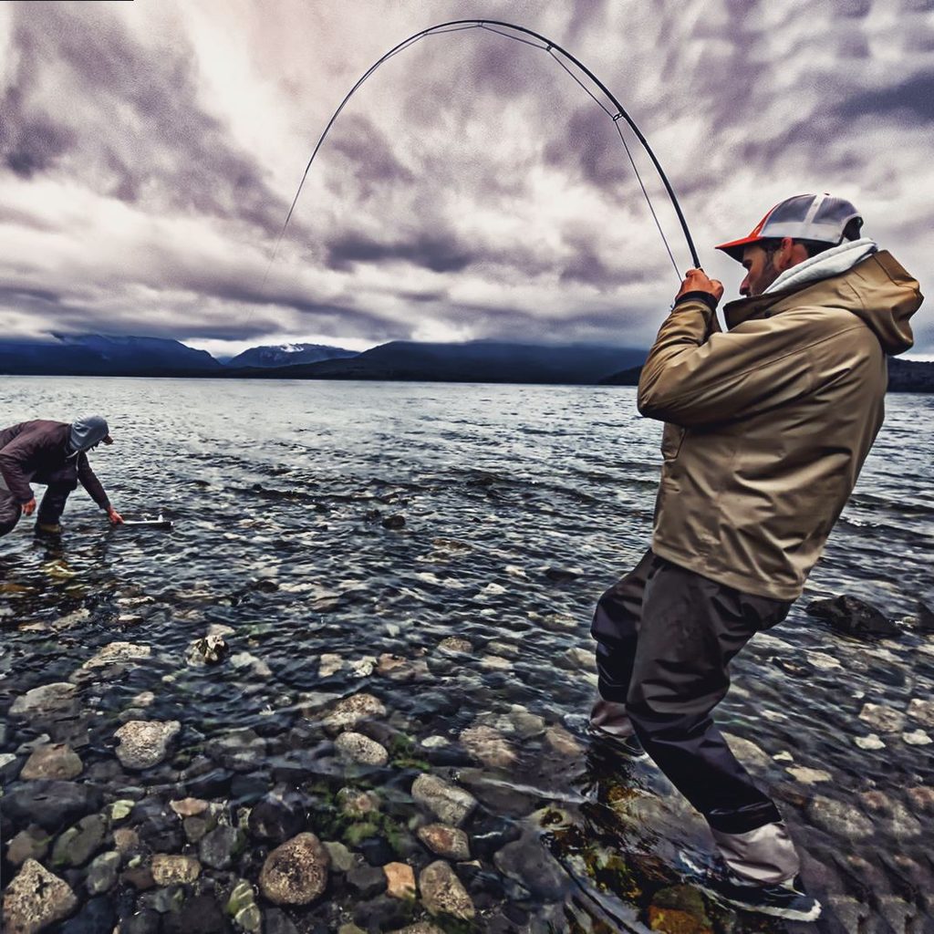 Día completo de pesca en el corazón del Lago Nahuel Huapi